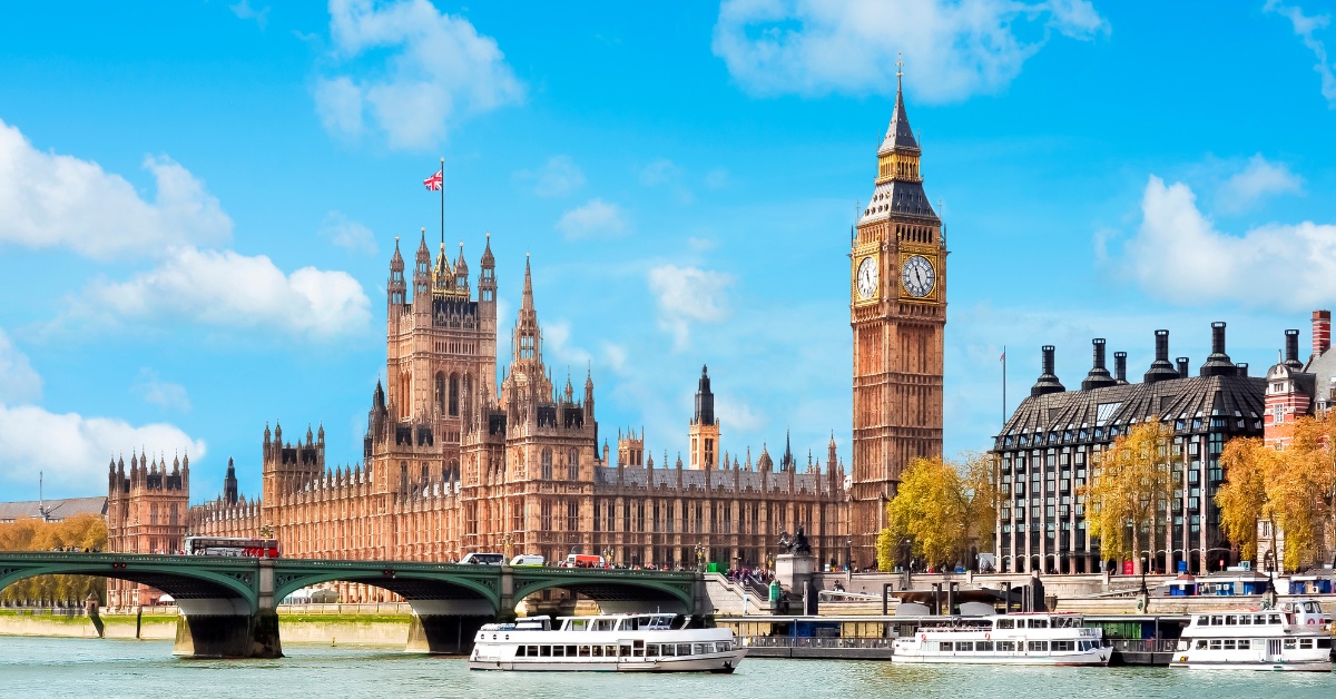 Buldings, water and a blue sky